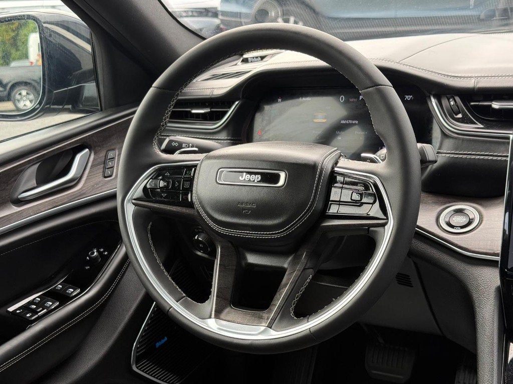 2023 Jeep Grand Cherokee L Overland