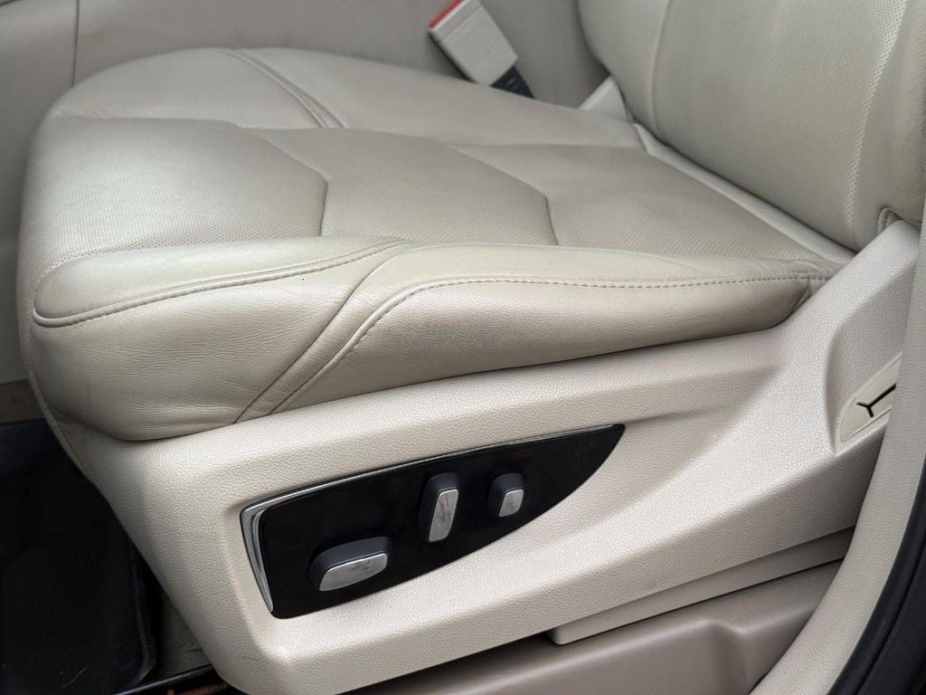2018 Cadillac Escalade Luxury