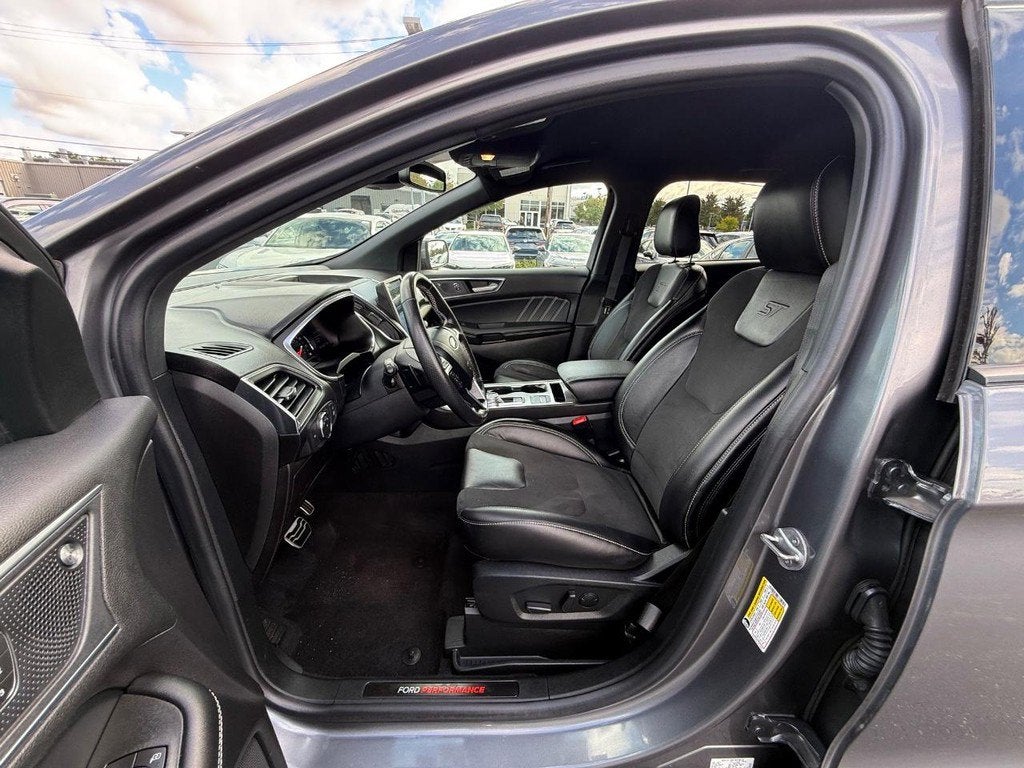 2021 Ford Edge ST