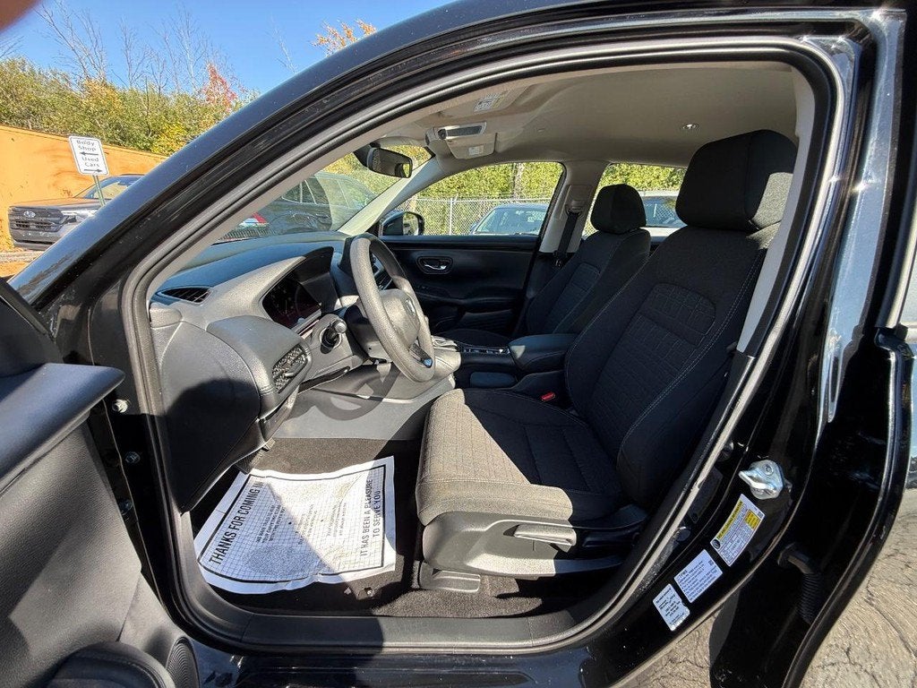 2025 Honda HR-V LX