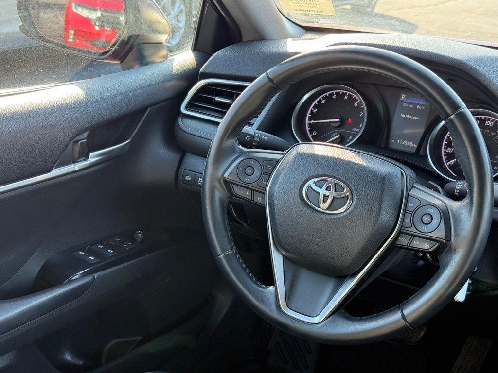 2018 Toyota Camry SE