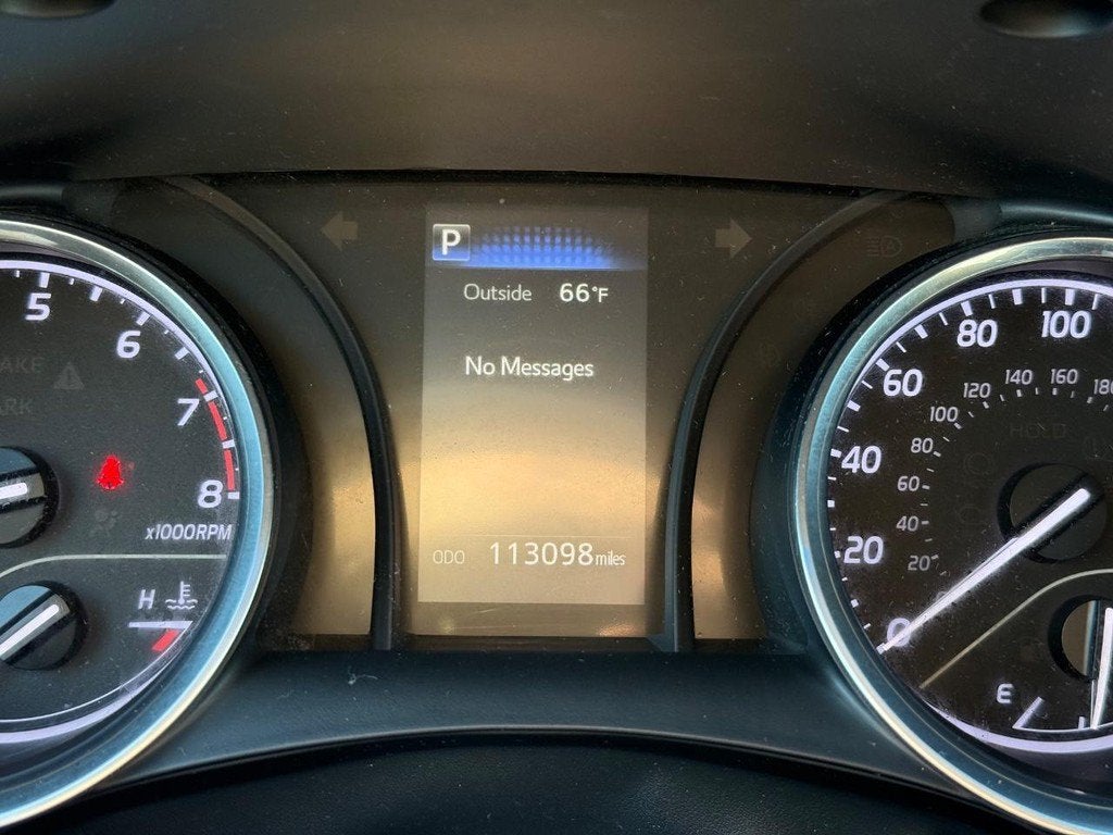 2018 Toyota Camry SE