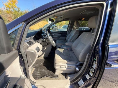 2017 Honda Odyssey SE