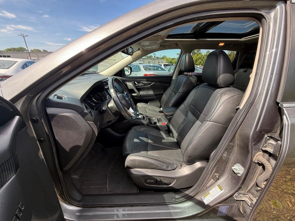 2017 Nissan Rogue SL