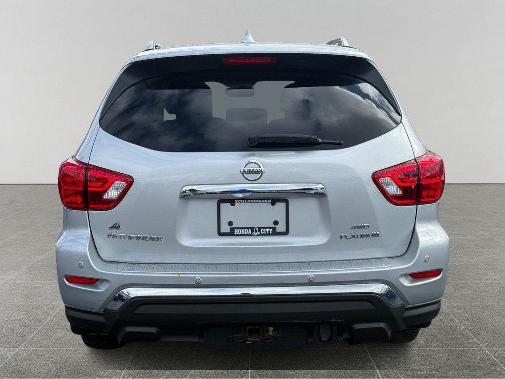 2020 Nissan Pathfinder Platinum