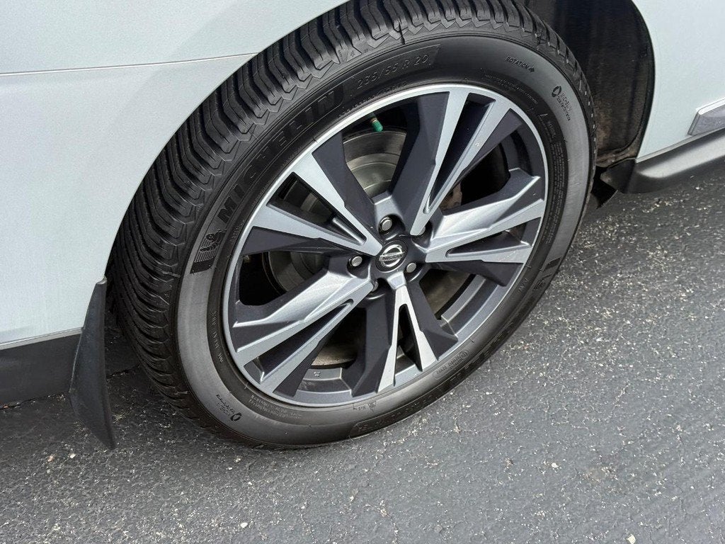 2020 Nissan Pathfinder Platinum