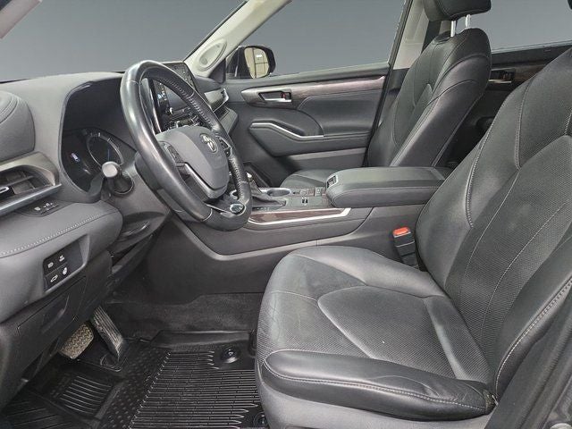 2021 Toyota Highlander Hybrid Limited