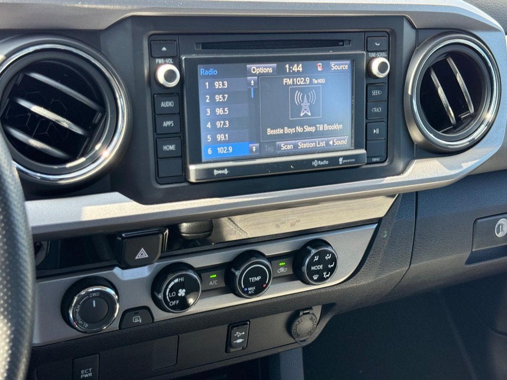 2018 Toyota Tacoma SR5 V6