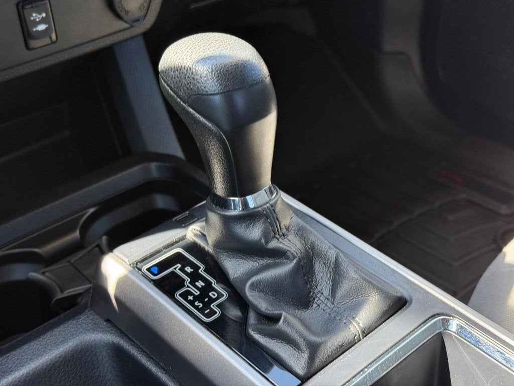 2018 Toyota Tacoma SR5 V6