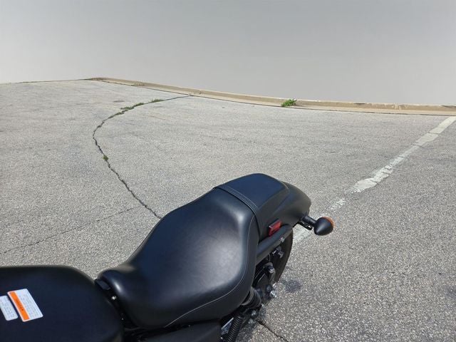 2023 Honda VT750C2B Base