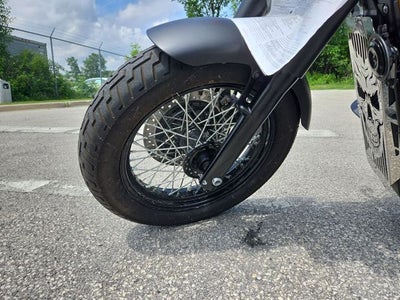 2023 Honda VT750C2B Base