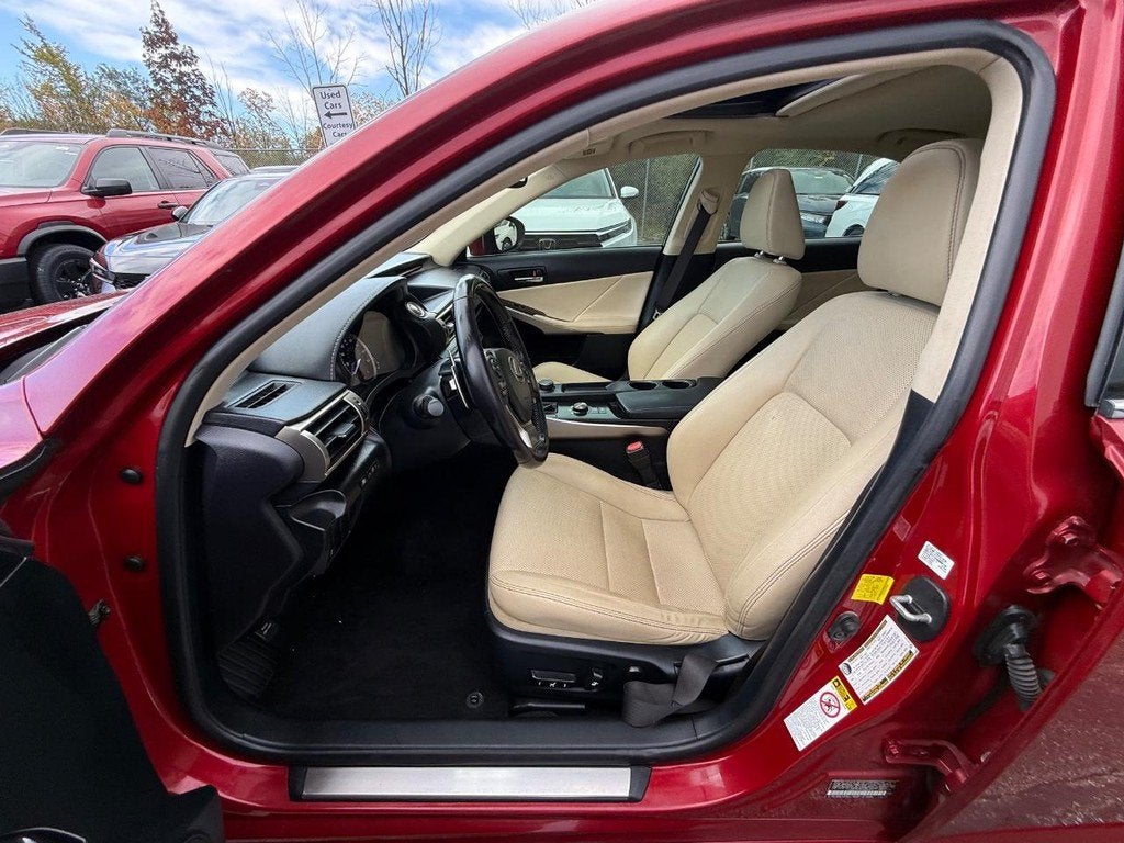 2015 Lexus IS 250