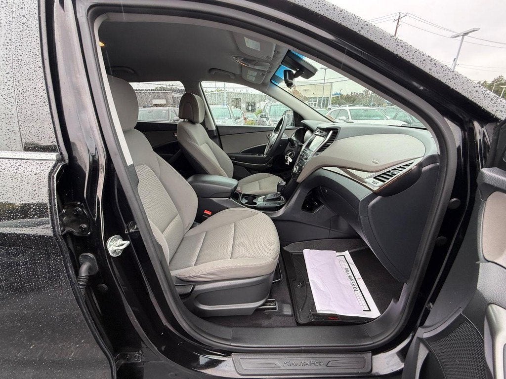 2018 Hyundai Santa Fe SE