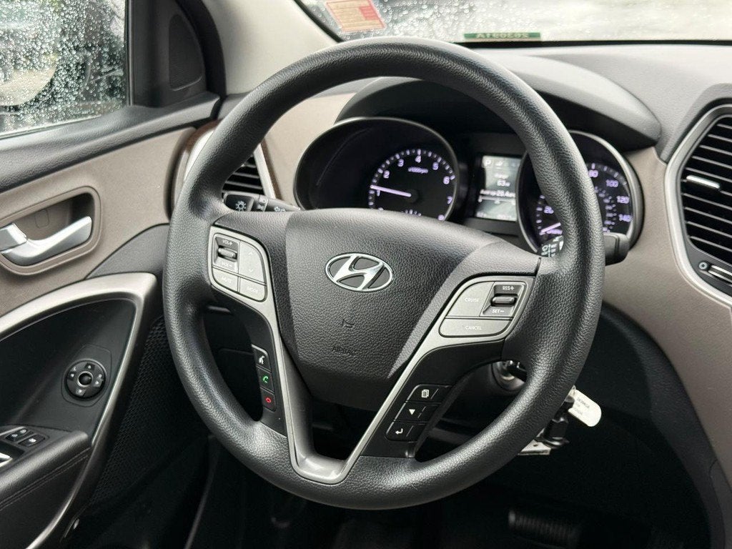 2018 Hyundai Santa Fe SE