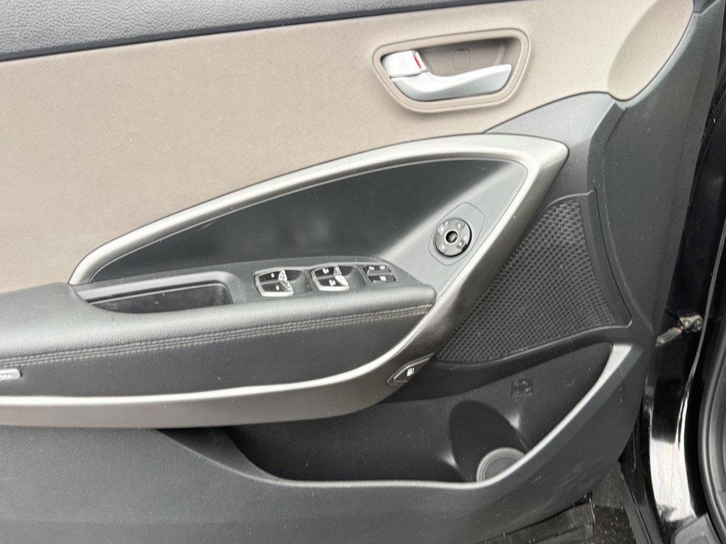 2018 Hyundai Santa Fe SE