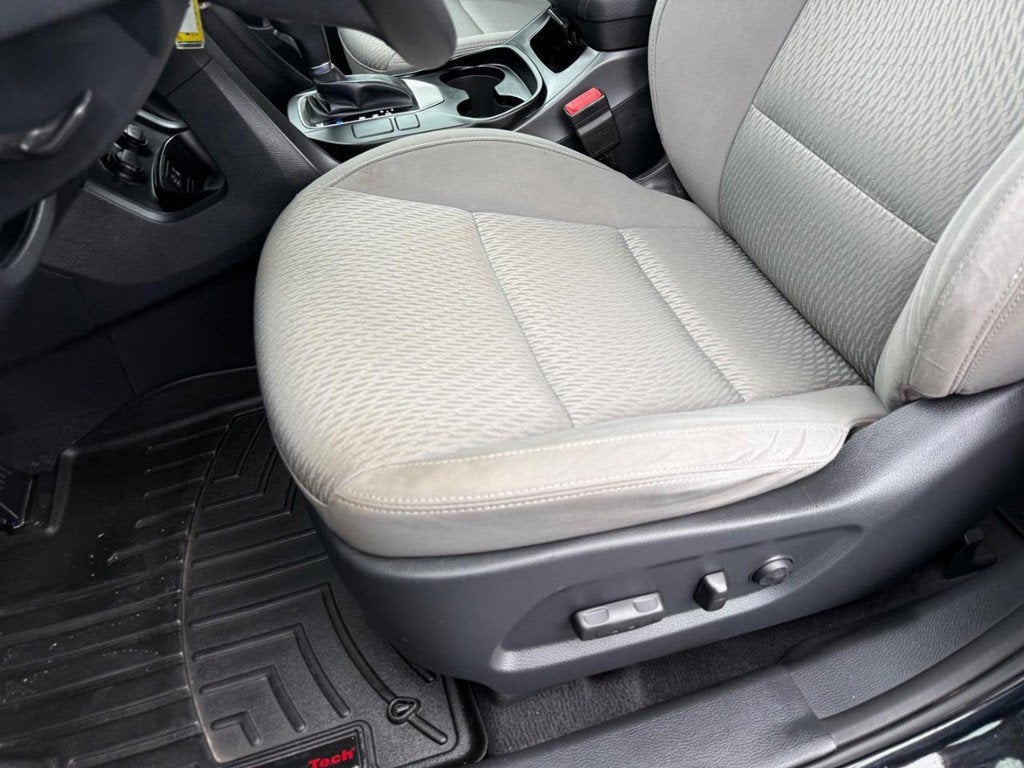 2018 Hyundai Santa Fe SE