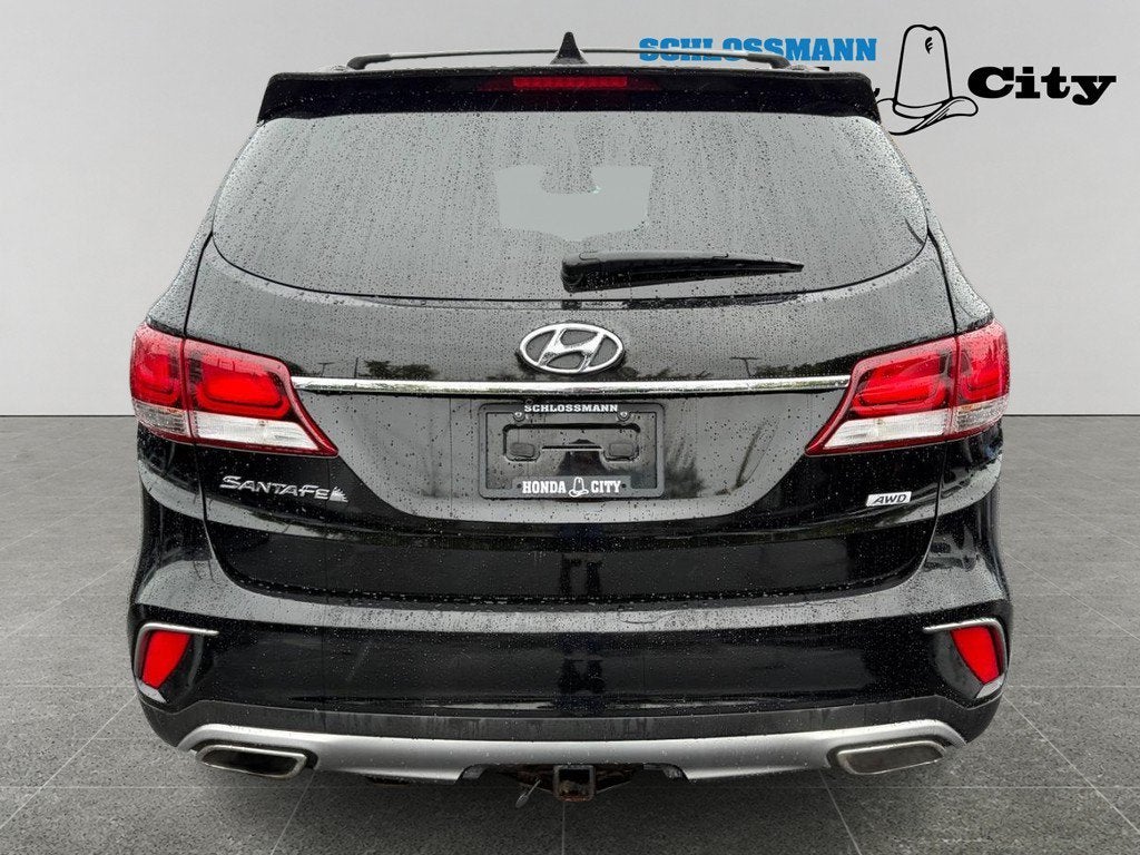 2018 Hyundai Santa Fe SE