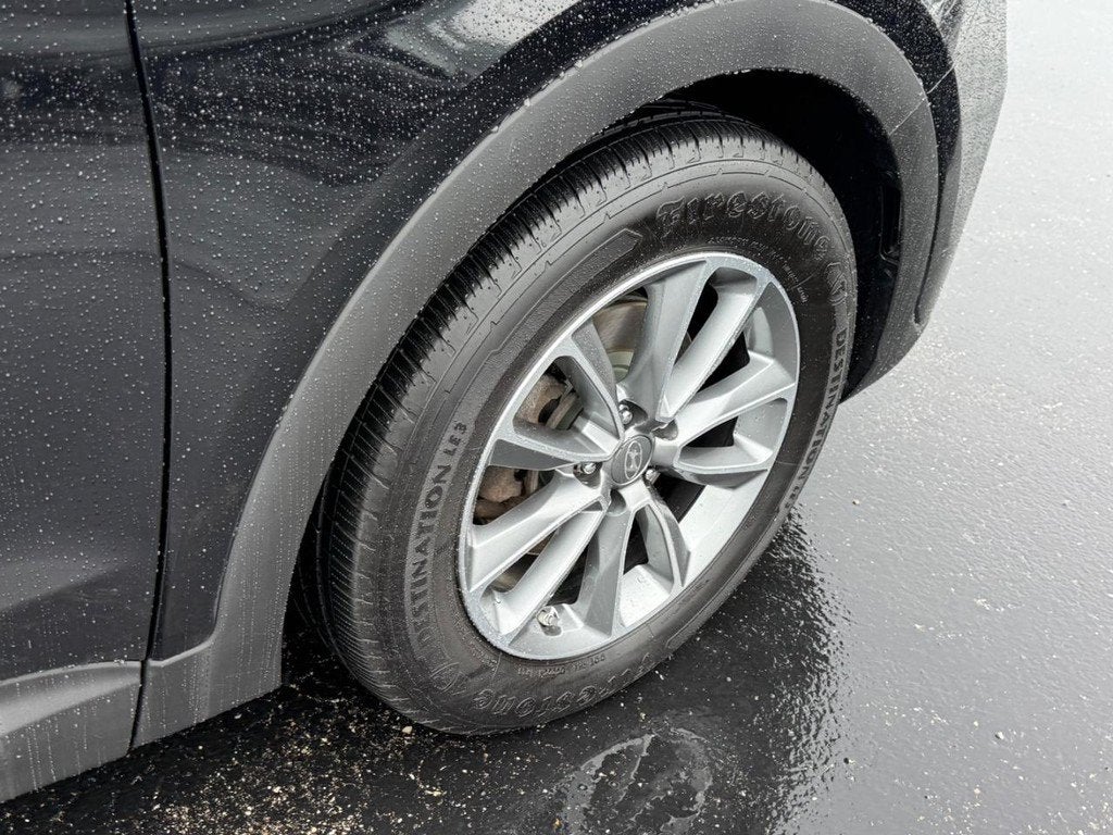 2018 Hyundai Santa Fe SE