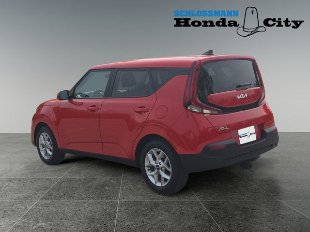 2022 Kia Soul LX