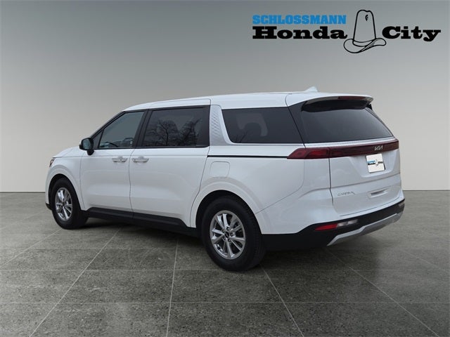 2023 Kia Carnival LX