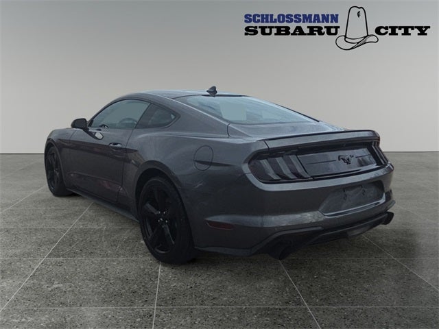 2022 Ford Mustang EcoBoost