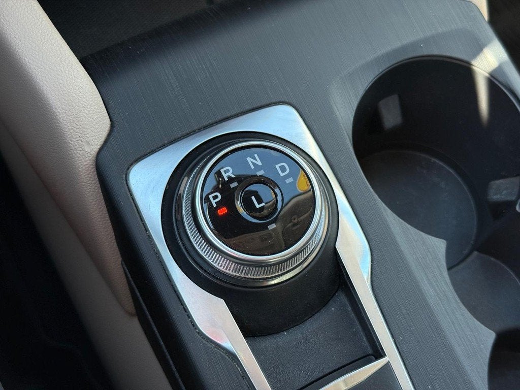2022 Ford Escape Hybrid SEL