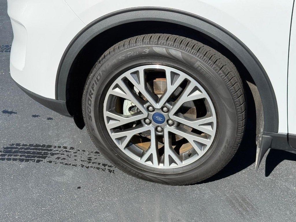 2022 Ford Escape Hybrid SEL