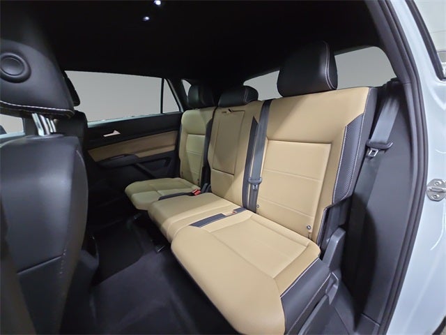 2021 Volkswagen Atlas Cross Sport 2.0T SE w/Technology