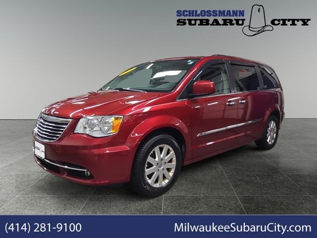 2016 Chrysler Town & Country Touring