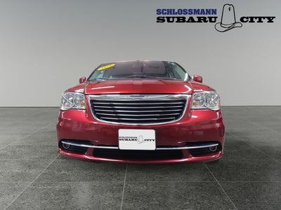 2016 Chrysler Town & Country Touring