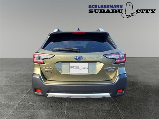 2023 Subaru Outback Touring