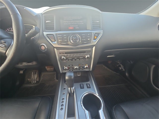 2020 Nissan Pathfinder SL