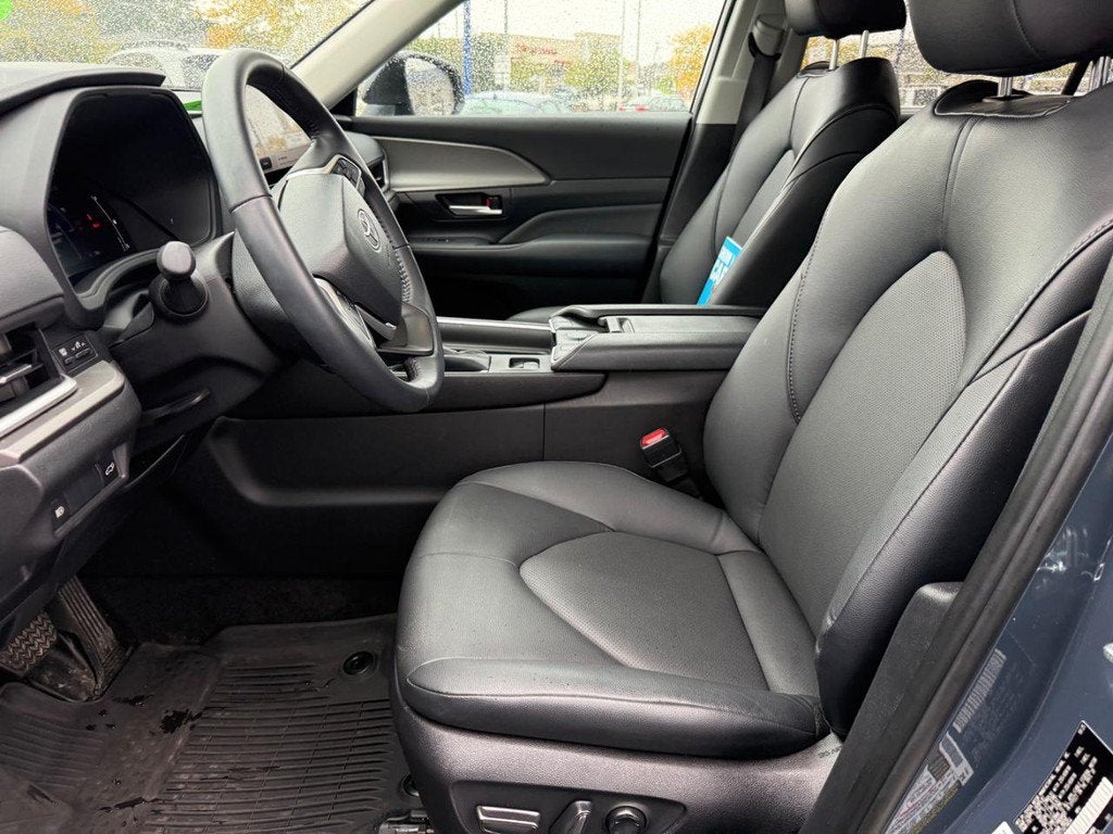 2026 Toyota Grand Highlander Hybrid XLE