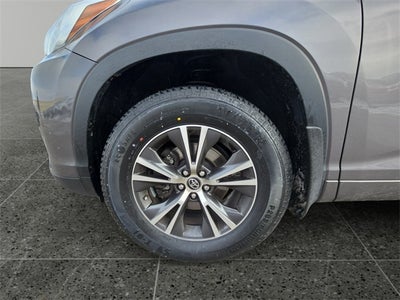 2017 Toyota Highlander Base