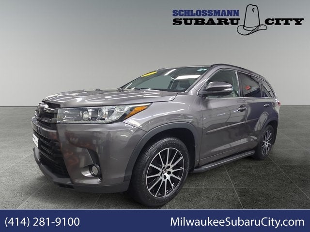 2017 Toyota Highlander SE