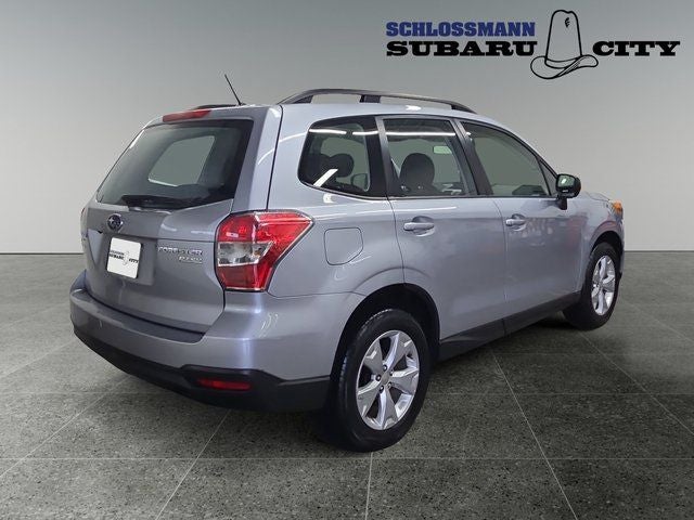 2015 Subaru Forester 2.5i