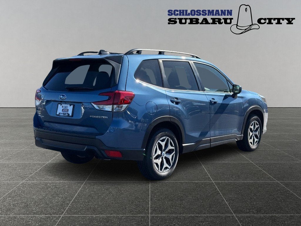 2024 Subaru Forester Premium