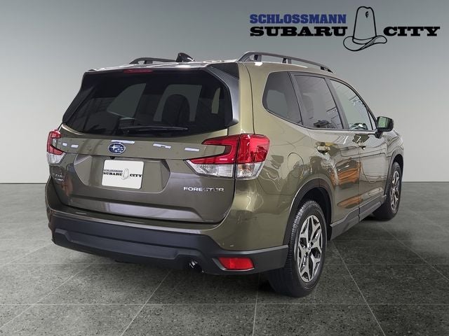 2024 Subaru Forester Premium