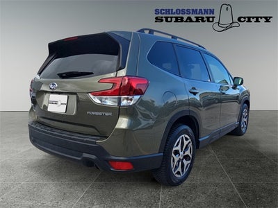 2022 Subaru Forester Premium