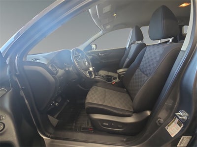 2017 Nissan Rogue Sport SV