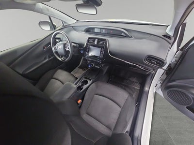 2022 Toyota Prius LE