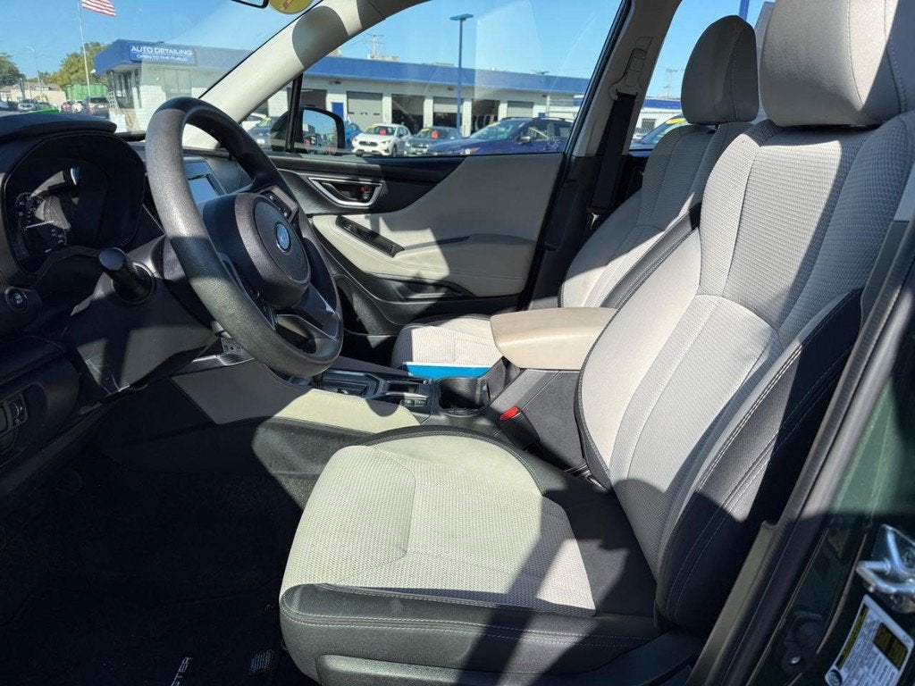2024 Subaru Forester Base