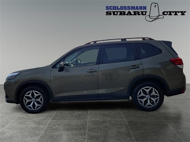 2024 Subaru Forester Premium