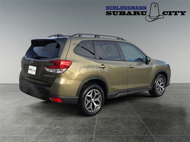 2024 Subaru Forester Premium