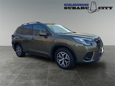 2023 Subaru Forester Premium