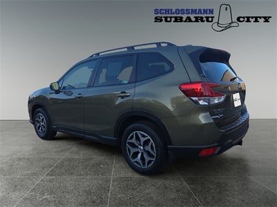 2023 Subaru Forester Premium