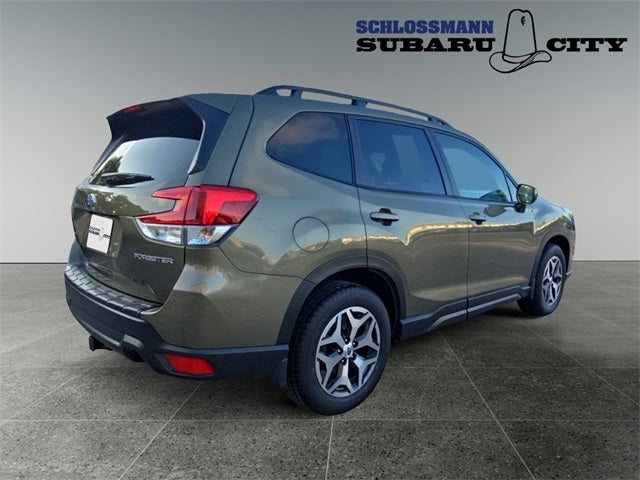 2023 Subaru Forester Premium