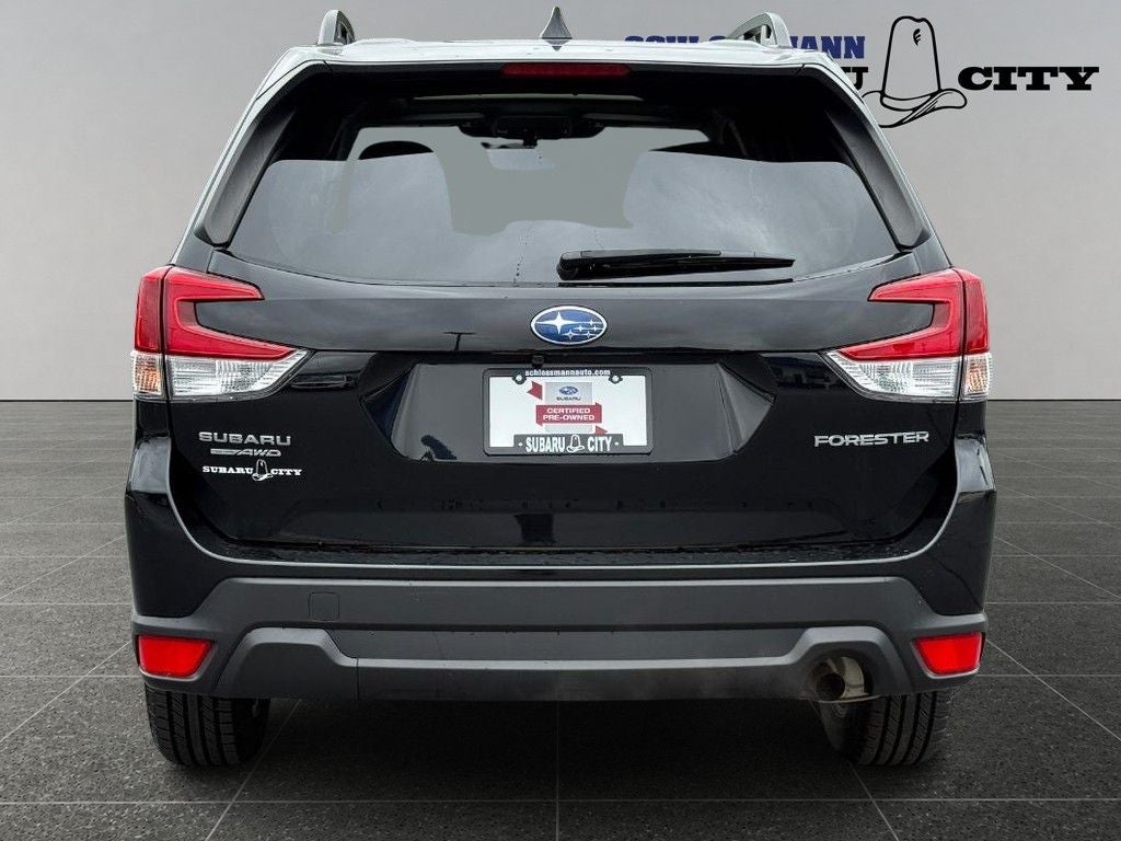 2024 Subaru Forester Premium