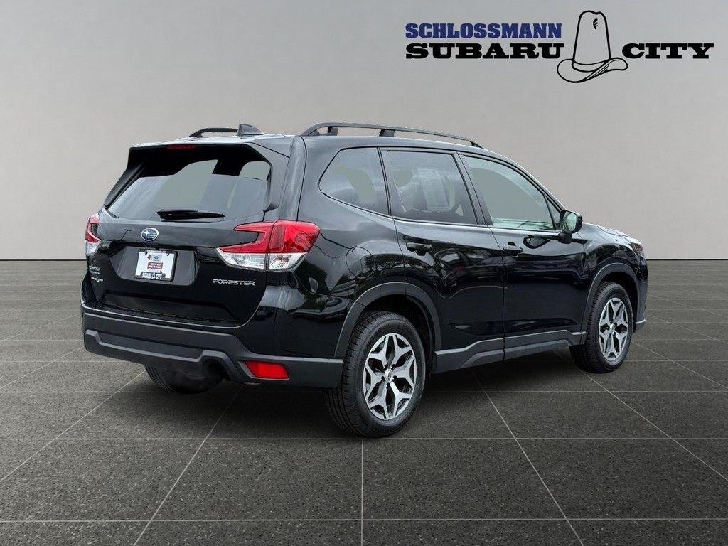 2024 Subaru Forester Premium