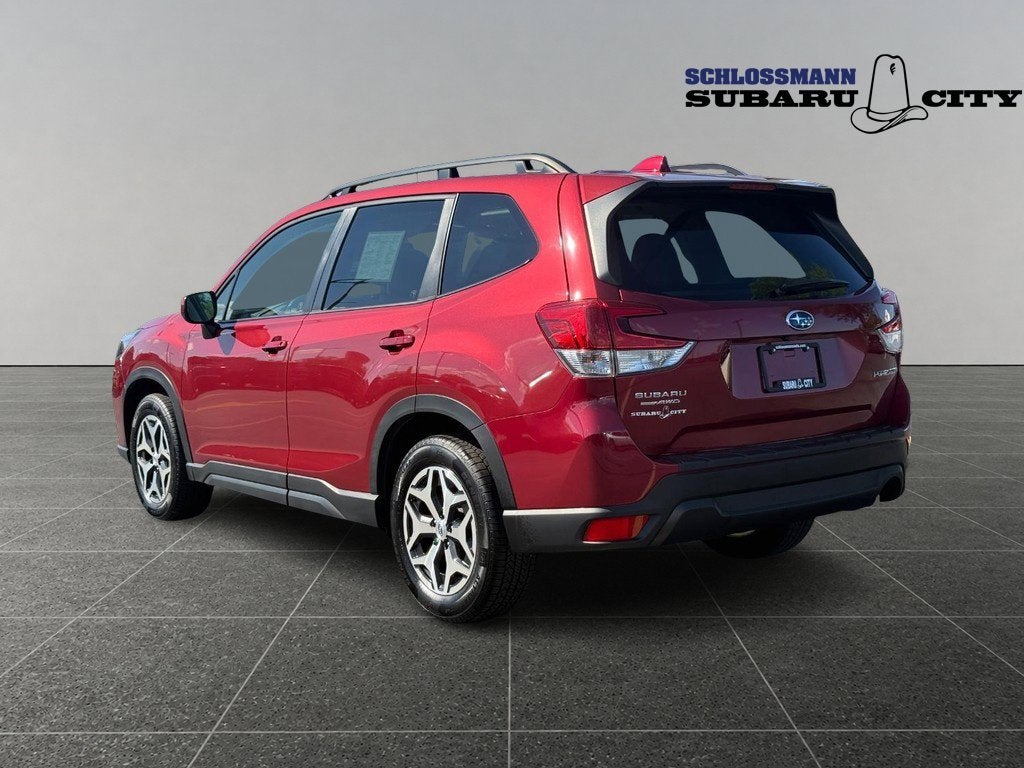 2023 Subaru Forester Premium